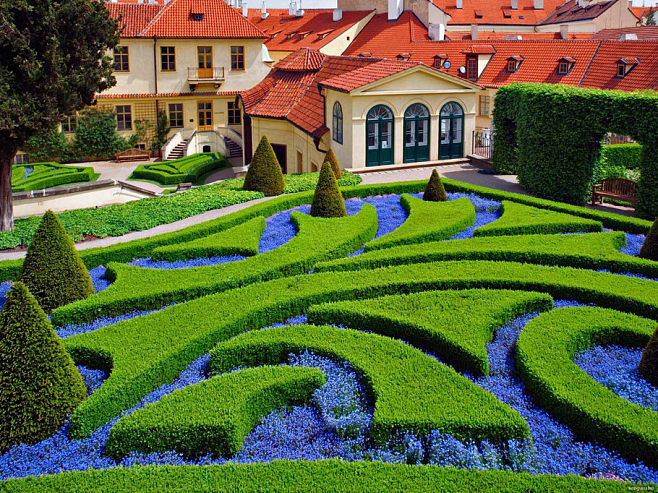 模紋花壇-花瓣網(wǎng)|陪你做生活的設(shè)計師 | 形始于圖案,色歸于植物&mdash;&mdash;模